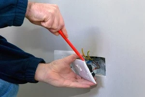 Socket_Change_Electrician